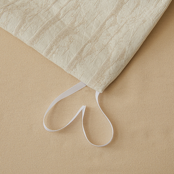 91家纺网 家纺一手货源 找家纺 莱茵家居 2025新款全棉三层纱厚织提花磨毛四件套 悠痕-卡其