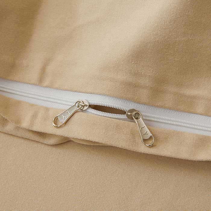 91家纺网 家纺一手货源 找家纺 莱茵家居 2025新款全棉三层纱厚织提花磨毛四件套 悠痕-卡其