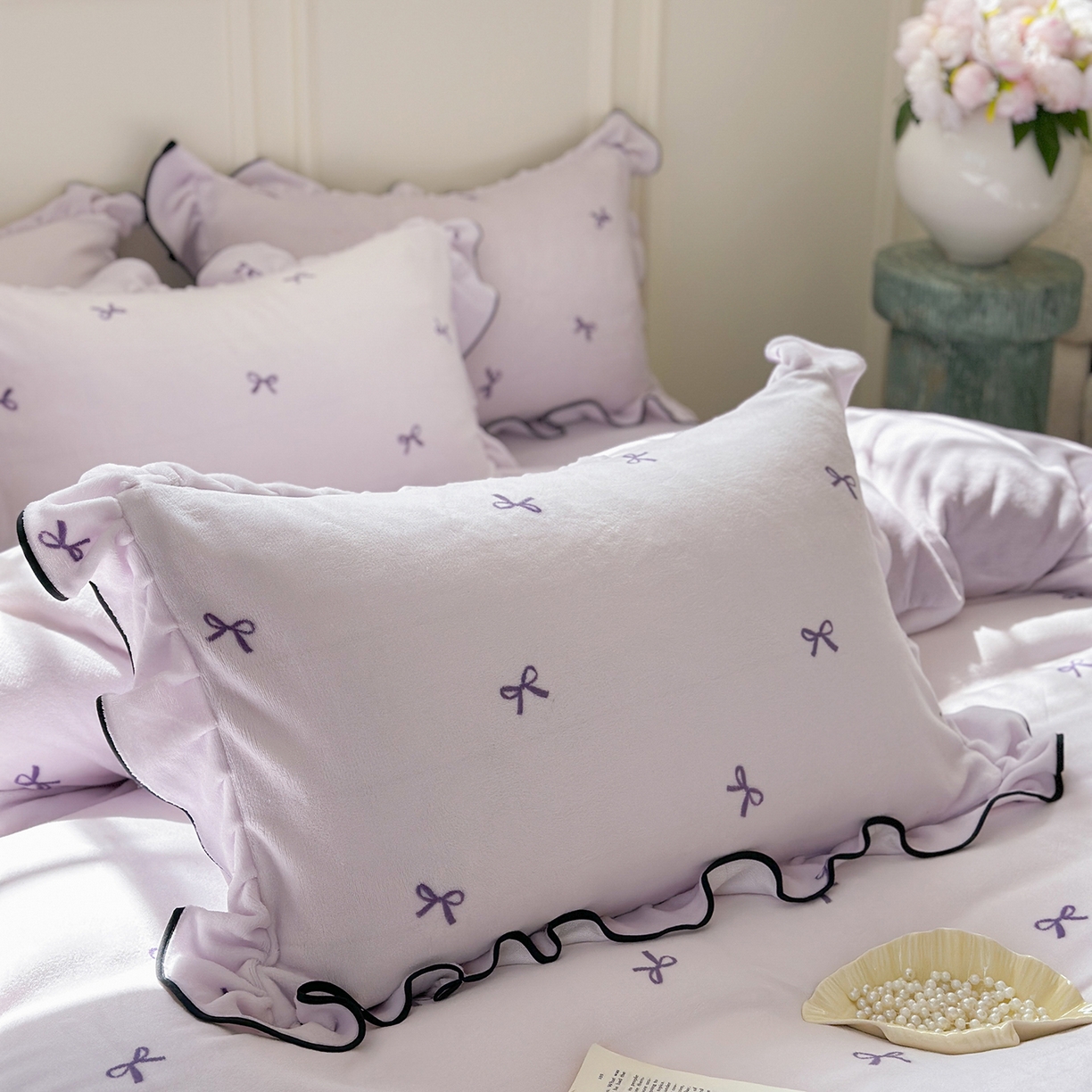 91家纺网 家纺一手货源 找家纺 优悦生活馆 2025新款花边款牛奶绒四件套-芙然 芙然-紫