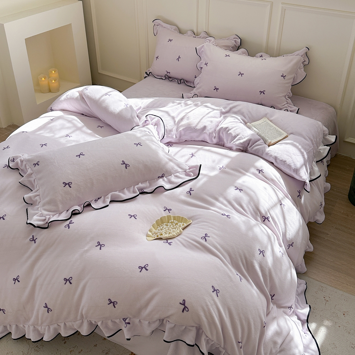 91家纺网 家纺一手货源 找家纺 优悦生活馆 2025新款花边款牛奶绒四件套-芙然 芙然-紫