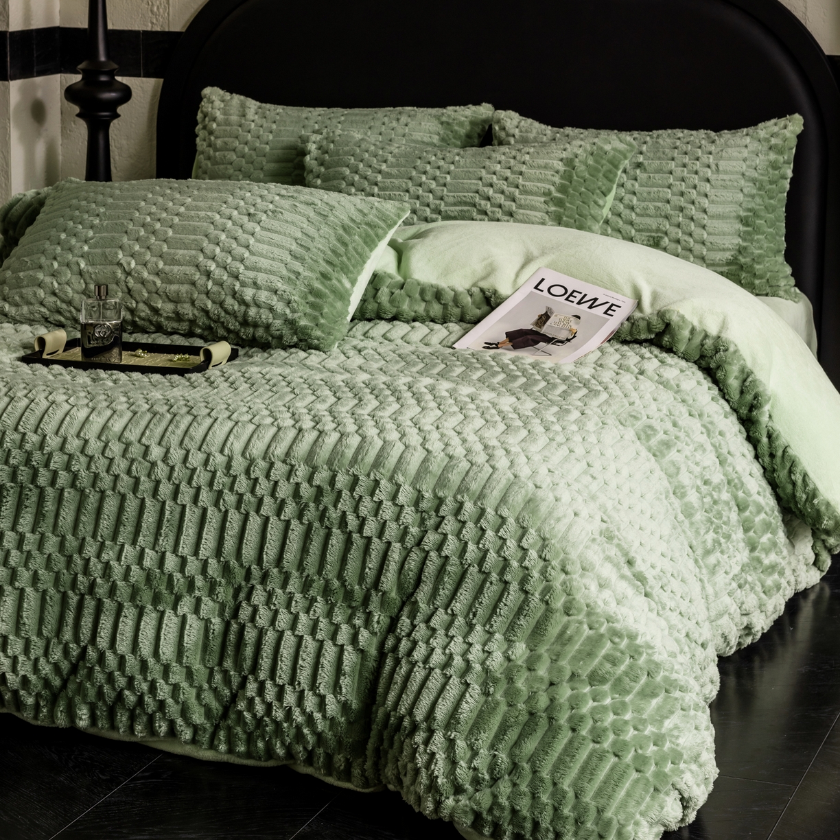 91家纺网 家纺一手货源 找家纺 潮邦创意家居 2025新款冬季提花奶芙绒牛奶绒四件套-暖绒奶芙系列 暖绒奶芙-艾草绿