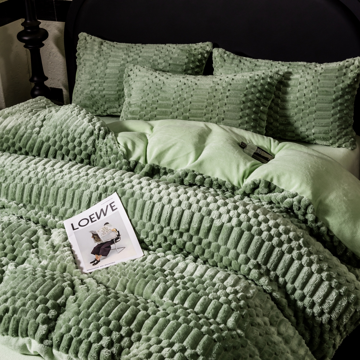 91家纺网 家纺一手货源 找家纺 潮邦创意家居 2025新款冬季提花奶芙绒牛奶绒四件套-暖绒奶芙系列 暖绒奶芙-艾草绿