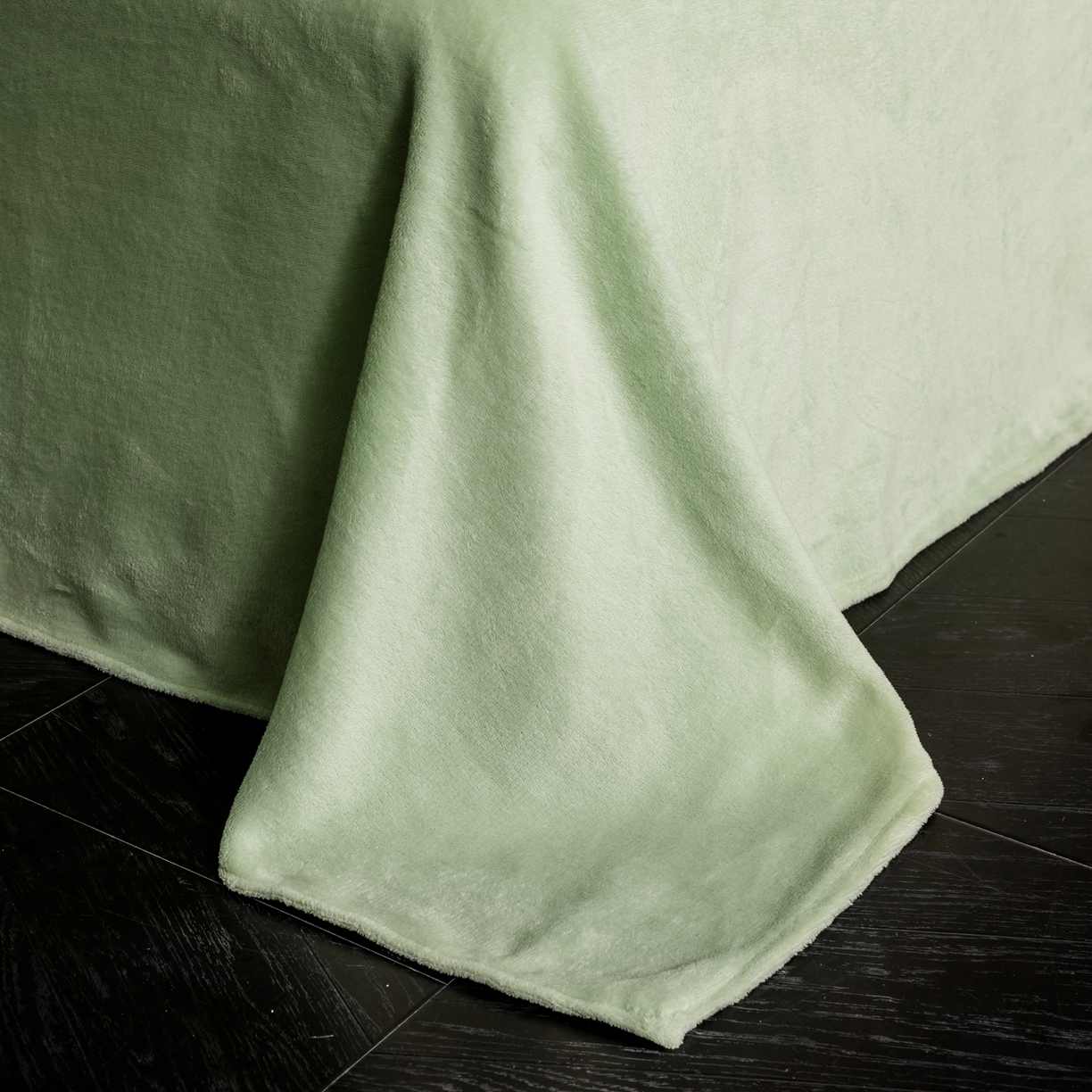 91家纺网 家纺一手货源 找家纺 潮邦创意家居 2025新款冬季提花奶芙绒牛奶绒四件套-暖绒奶芙系列 暖绒奶芙-艾草绿