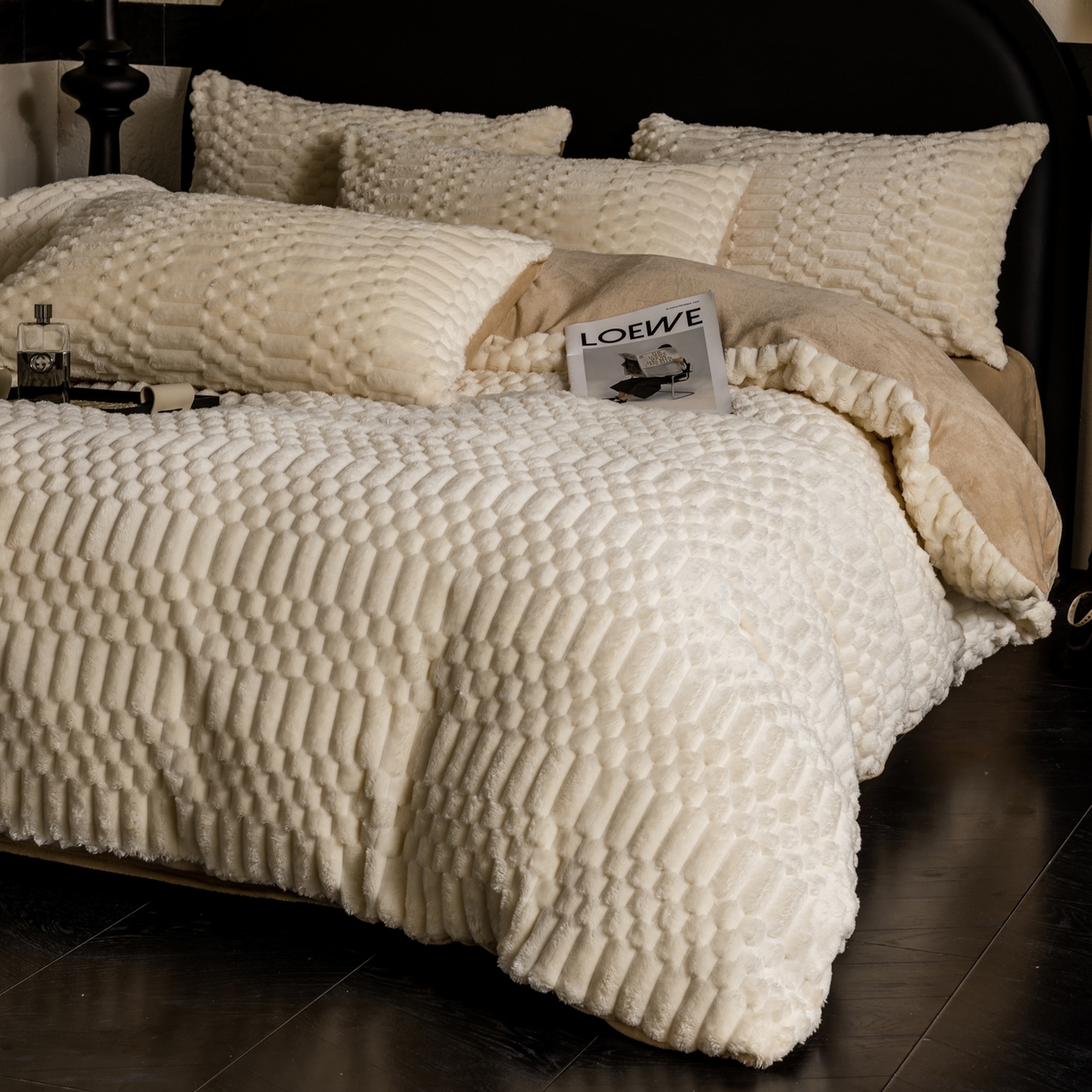 91家纺网 家纺一手货源 找家纺 潮邦创意家居 2025新款冬季提花奶芙绒牛奶绒四件套-暖绒奶芙系列 暖绒奶芙-米咖