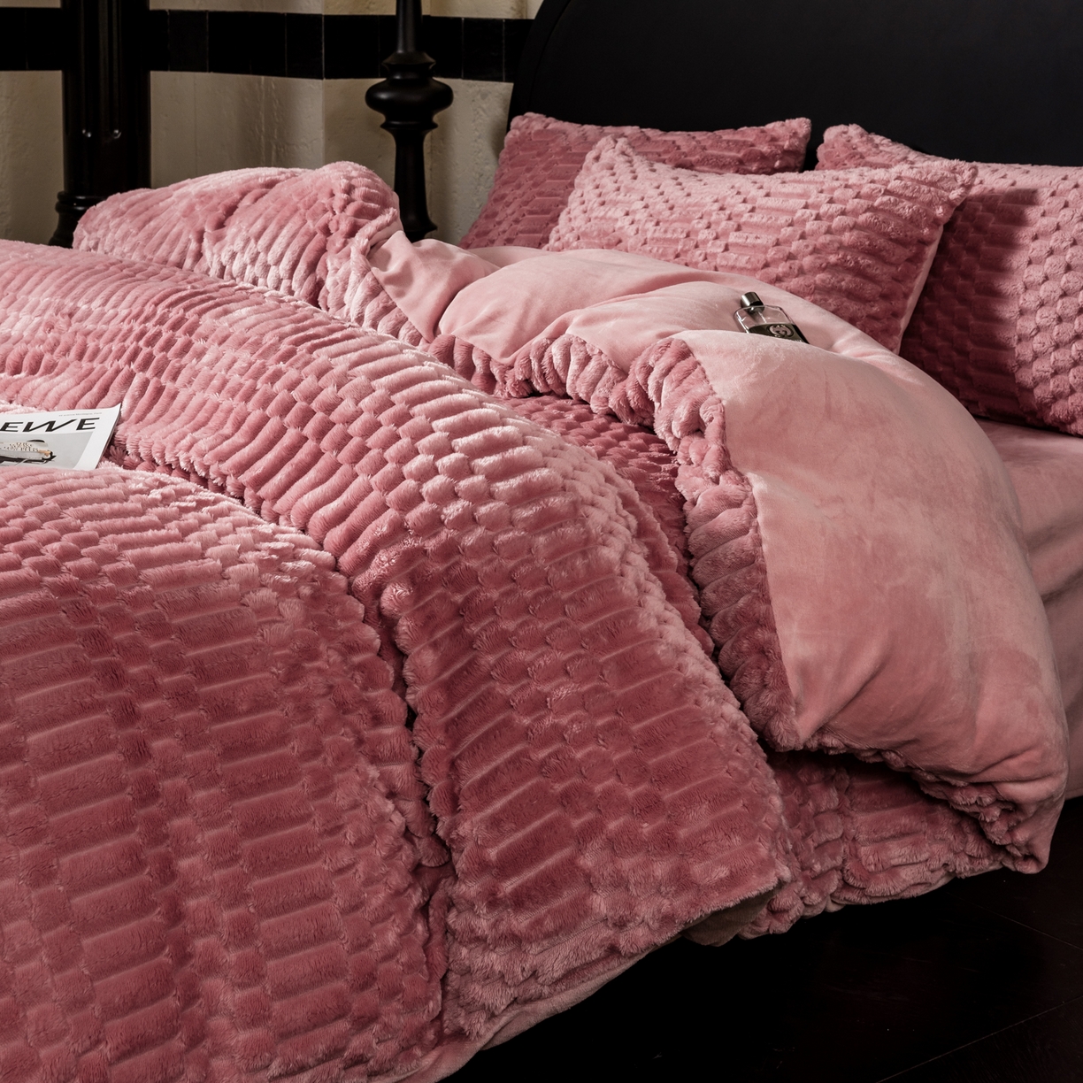 91家纺网 家纺一手货源 找家纺 潮邦创意家居 2025新款冬季提花奶芙绒牛奶绒四件套-暖绒奶芙系列 暖绒奶芙-粉色
