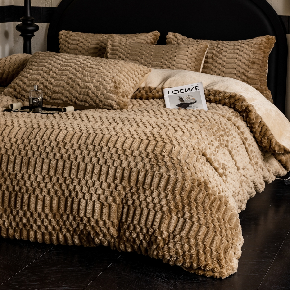 91家纺网 家纺一手货源 找家纺 潮邦创意家居 2025新款冬季提花奶芙绒牛奶绒四件套-暖绒奶芙系列 暖绒奶芙-咖