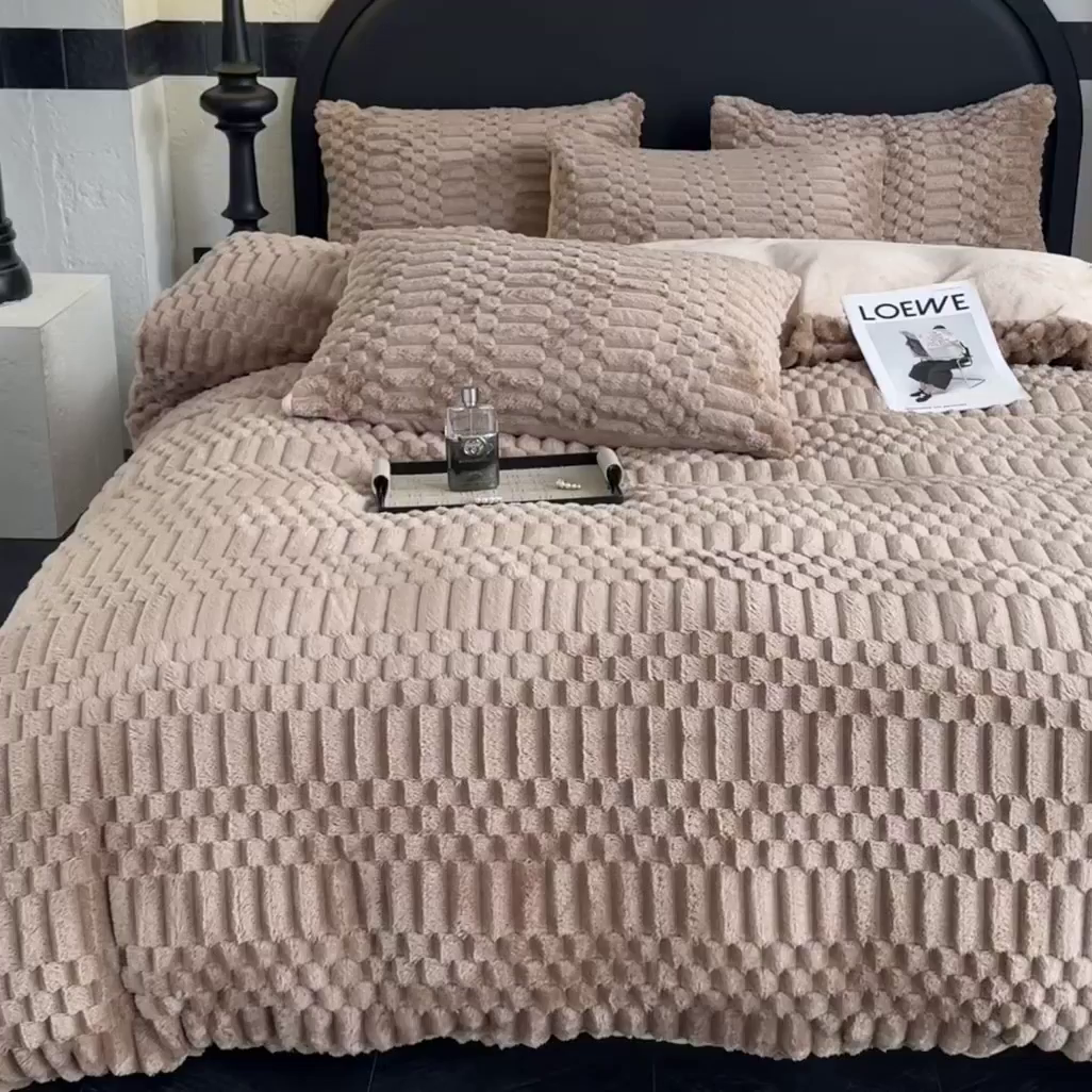 91家纺网 家纺一手货源 找家纺 潮邦创意家居 2025新款冬季提花奶芙绒牛奶绒四件套-暖绒奶芙系列 暖绒奶芙-咖