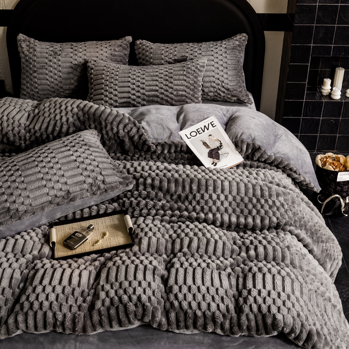 91家纺网 家纺一手货源 找家纺 潮邦创意家居 2025新款冬季提花奶芙绒牛奶绒四件套-暖绒奶芙系列 暖绒奶芙-绅灰