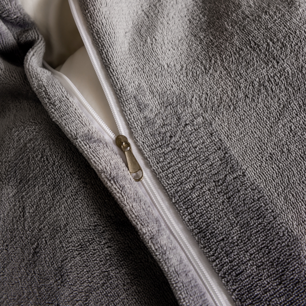 91家纺网 家纺一手货源 找家纺 潮邦创意家居 2025新款冬季提花奶芙绒牛奶绒四件套-暖绒奶芙系列 暖绒奶芙-绅灰