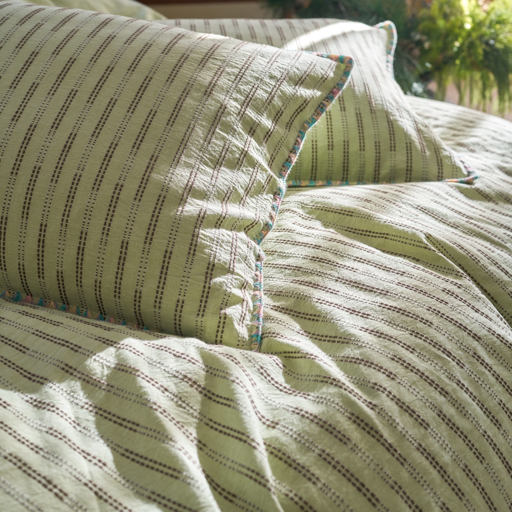 91家纺网 家纺一手货源 找家纺 洋铭区（原狠狠爱） 2025新款慕斯VS早安水洗棉彩边色织提花四件套 慕斯绿