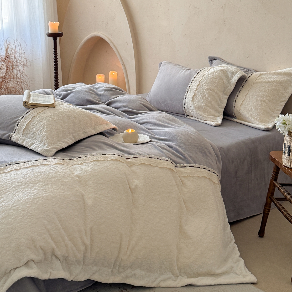 91家纺网 家纺一手货源 找家纺 优悦生活馆 2025新款牛奶绒纯色双拼四件套-瑞丽 瑞丽-白