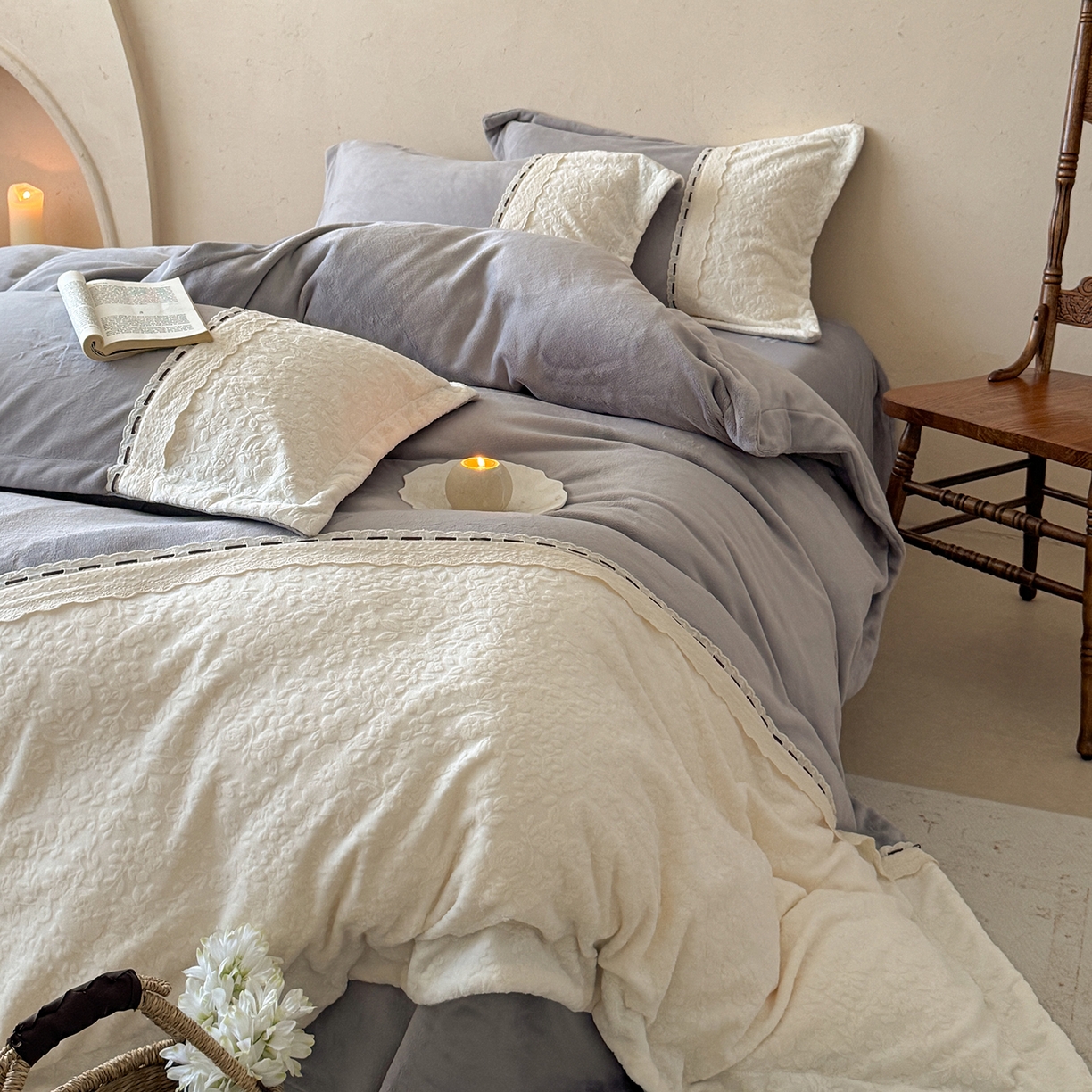 91家纺网 家纺一手货源 找家纺 优悦生活馆 2025新款牛奶绒纯色双拼四件套-瑞丽 瑞丽-白