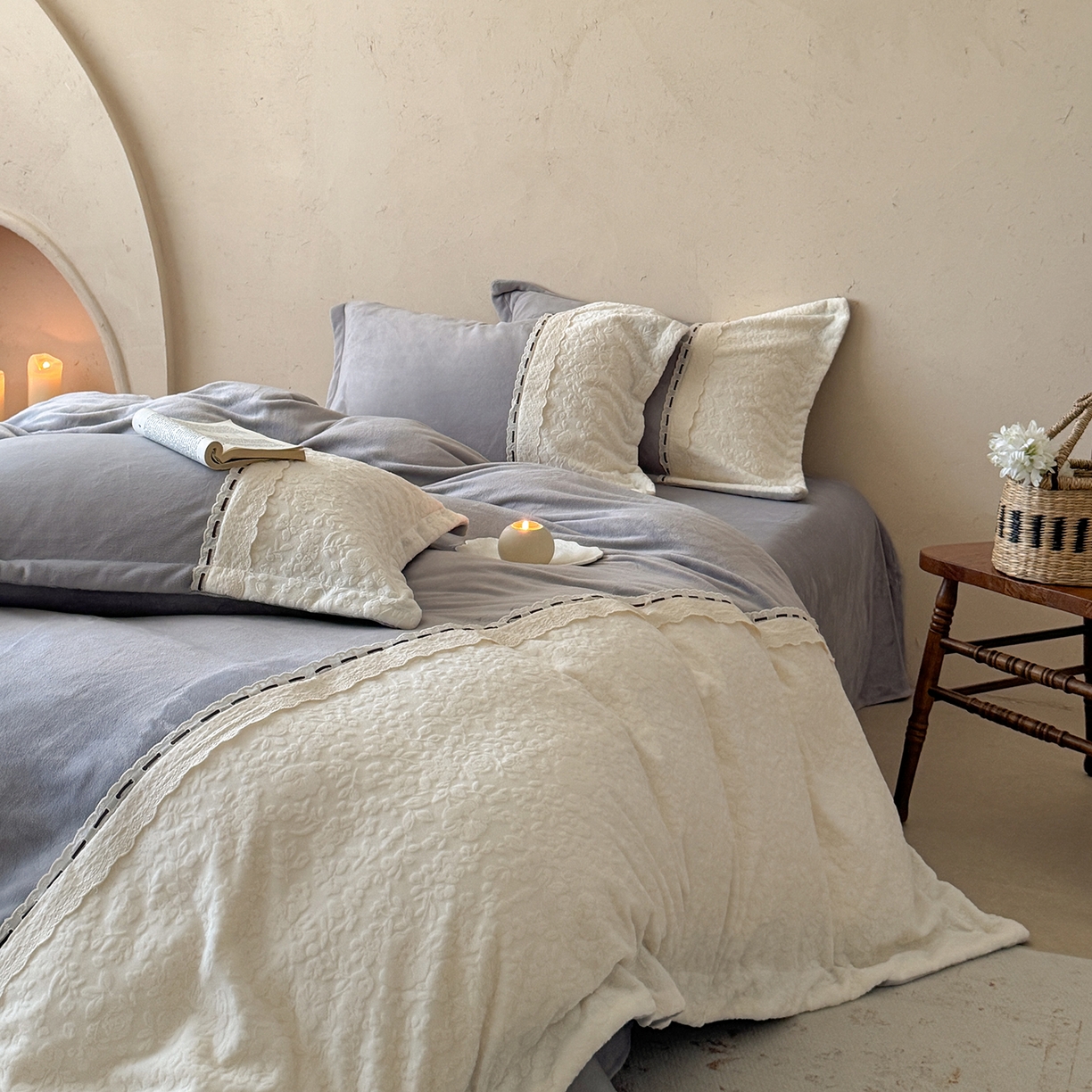 91家纺网 家纺一手货源 找家纺 优悦生活馆 2025新款牛奶绒纯色双拼四件套-瑞丽 瑞丽-白