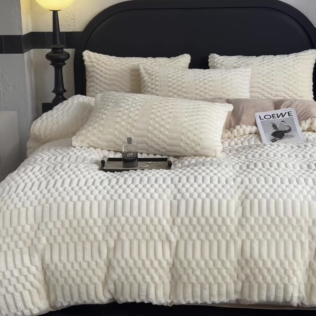 91家纺网 家纺一手货源 找家纺 （总）潮邦创意家居 2025新款冬季提花奶芙绒牛奶绒四件套-暖绒奶芙系列