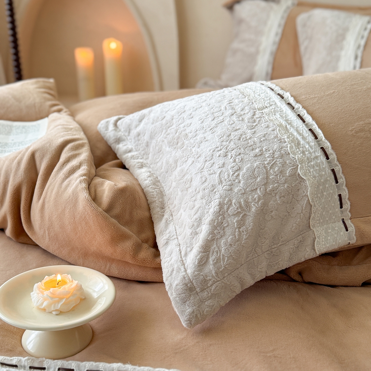 91家纺网 家纺一手货源 找家纺 优悦生活馆 2025新款牛奶绒纯色双拼四件套-瑞丽 瑞丽-卡其