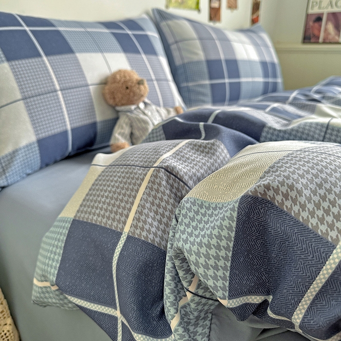 91家纺网 家纺一手货源 找家纺 南通菲度家纺 2025新款ins博主风软糯糯亲肤印花热款纯色格子无印风水洗棉时尚四件套 柏林