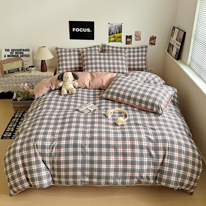 91家纺网 家纺一手货源 找家纺 南通菲度家纺 2025新款ins博主风软糯糯亲肤印花热款纯色格子无印风水洗棉时尚四件套 开罗