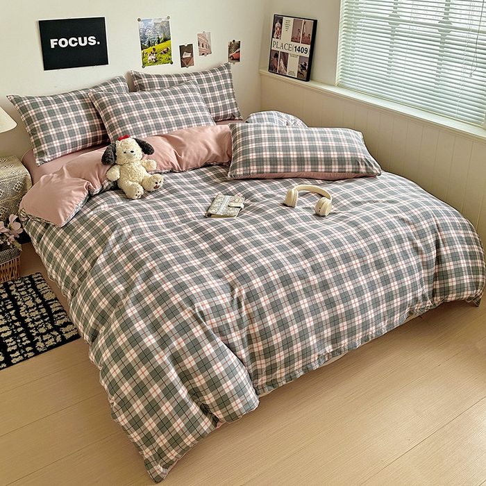 91家纺网 家纺一手货源 找家纺 南通菲度家纺 2025新款ins博主风软糯糯亲肤印花热款纯色格子无印风水洗棉时尚四件套 开罗