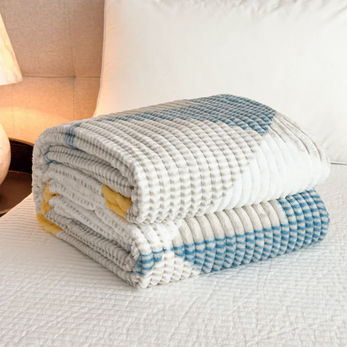 91家纺网 家纺一手货源 找家纺 璐维斯 2025新款菱形格抽条印花毛毯跨境外贸专供 菱形白蓝格