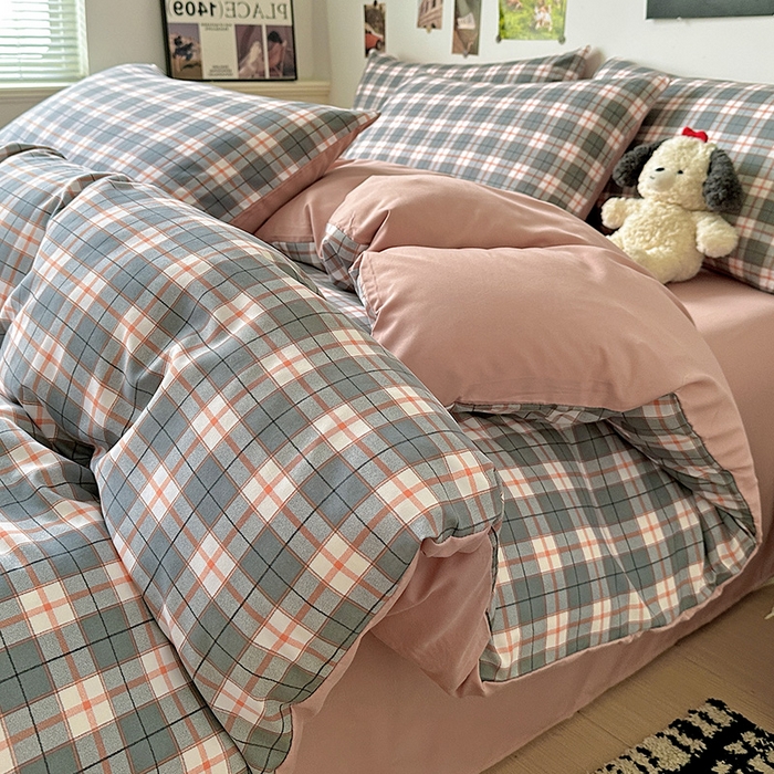 91家纺网 家纺一手货源 找家纺 南通菲度家纺 2025新款ins博主风软糯糯亲肤印花热款纯色格子无印风水洗棉时尚四件套 开罗