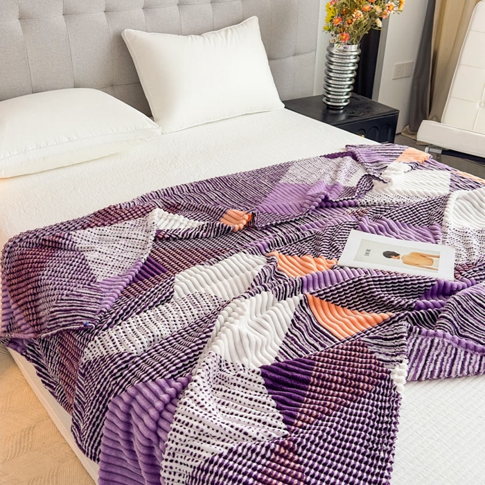 91家纺网 家纺一手货源 找家纺 璐维斯 2025新款菱形格抽条印花毛毯跨境外贸专供 菱形紫格