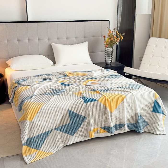 91家纺网 家纺一手货源 找家纺 璐维斯 2025新款菱形格抽条印花毛毯跨境外贸专供 菱形白蓝格