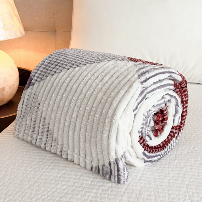 91家纺网 家纺一手货源 找家纺 璐维斯 2025新款菱形格抽条印花毛毯跨境外贸专供 菱形白灰格