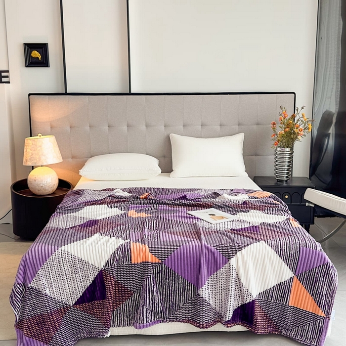 91家纺网 家纺一手货源 找家纺 （总）璐维斯 2025新款菱形格抽条印花毛毯跨境外贸专供