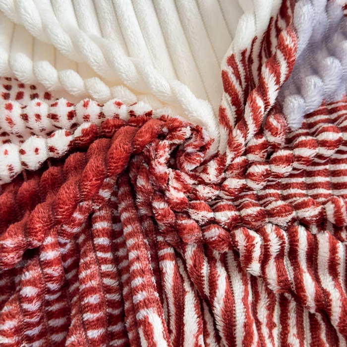 91家纺网 家纺一手货源 找家纺 璐维斯 2025新款菱形格抽条印花毛毯跨境外贸专供 菱形咖格