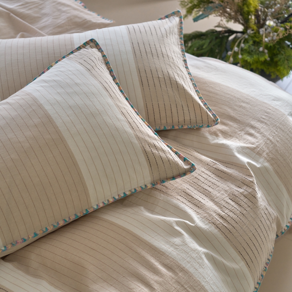 91家纺网 家纺一手货源 找家纺 洋铭区（原狠狠爱） 2025新款慕斯VS早安水洗棉彩边色织提花四件套 慕斯杏