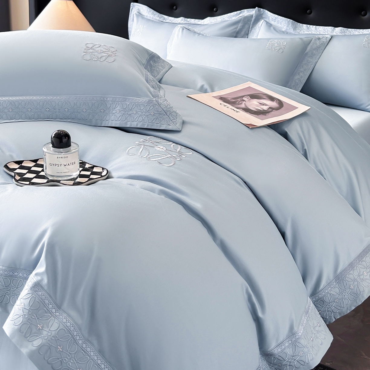 91家纺网 家纺一手货源 找家纺 安妮家居 2025新款A类100s长绒棉纯棉贡缎四件套-塞纳 塞纳-絮溪蓝