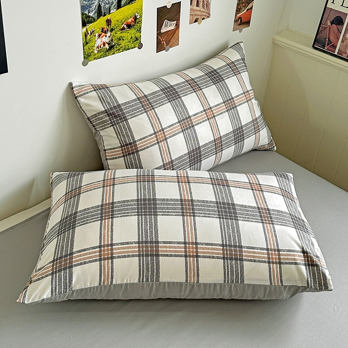 91家纺网 家纺一手货源 找家纺 南通菲度家纺 2025新款ins博主风软糯糯亲肤印花热款纯色格子无印风水洗棉时尚四件套 苏黎世