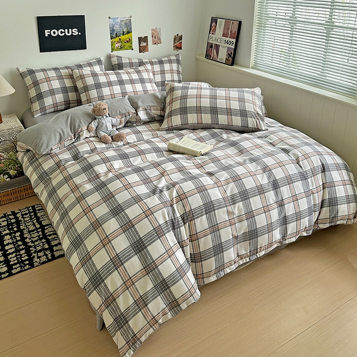 91家纺网 家纺一手货源 找家纺 南通菲度家纺 2025新款ins博主风软糯糯亲肤印花热款纯色格子无印风水洗棉时尚四件套 苏黎世