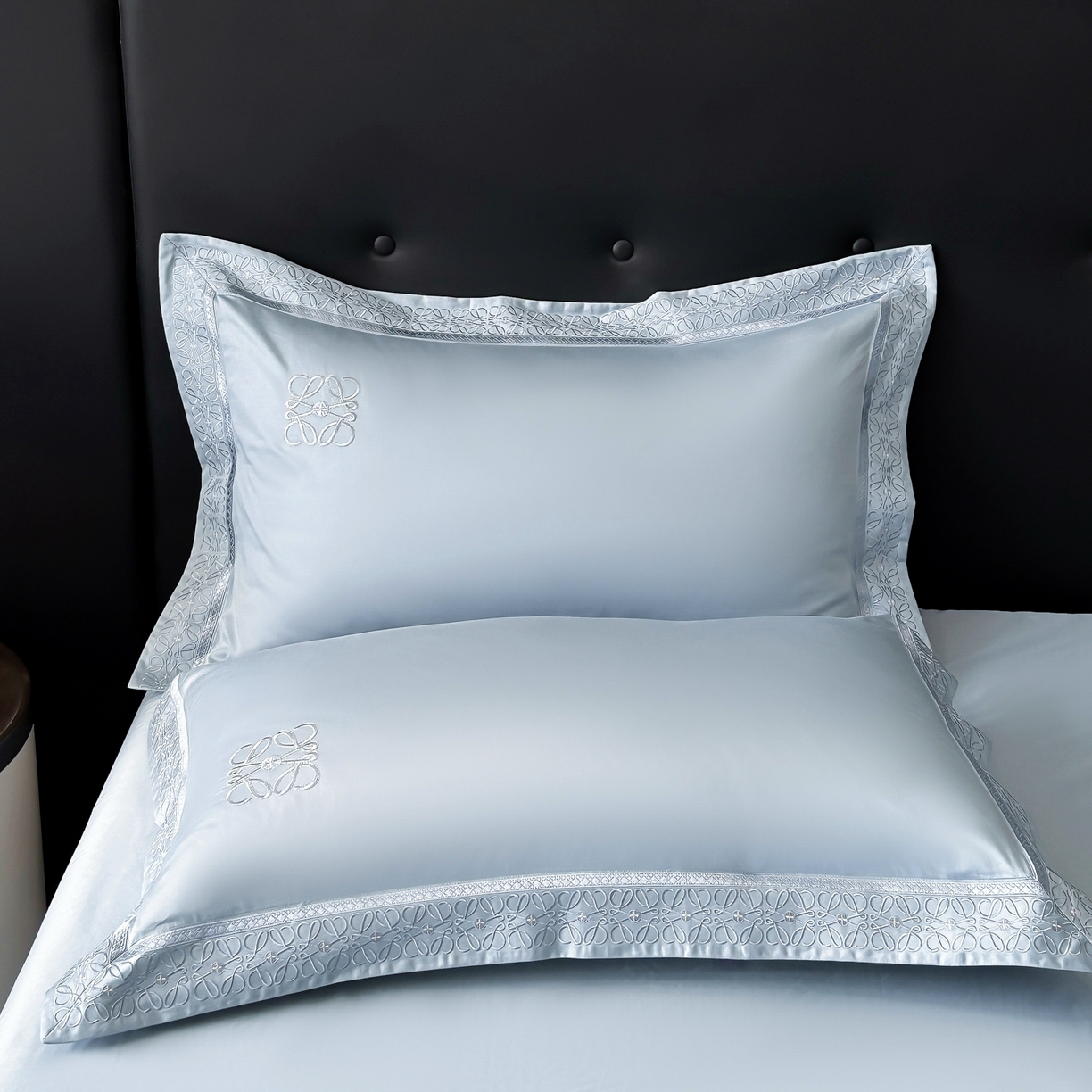 91家纺网 家纺一手货源 找家纺 安妮家居 2025新款A类100s长绒棉纯棉贡缎四件套-塞纳 塞纳-絮溪蓝