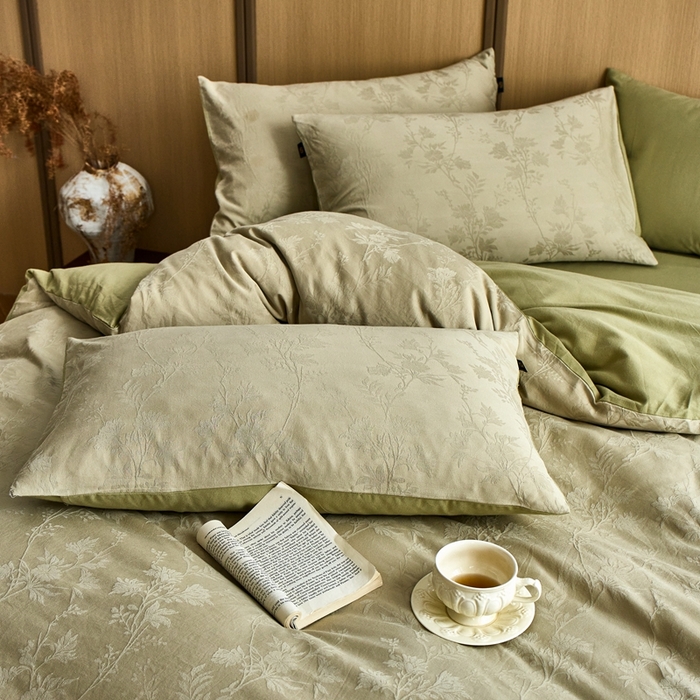 91家纺网 家纺一手货源 找家纺 眷恋家纺 2025年全棉纯棉染色提花四件套-枝上春暖 枝上春暖-绿