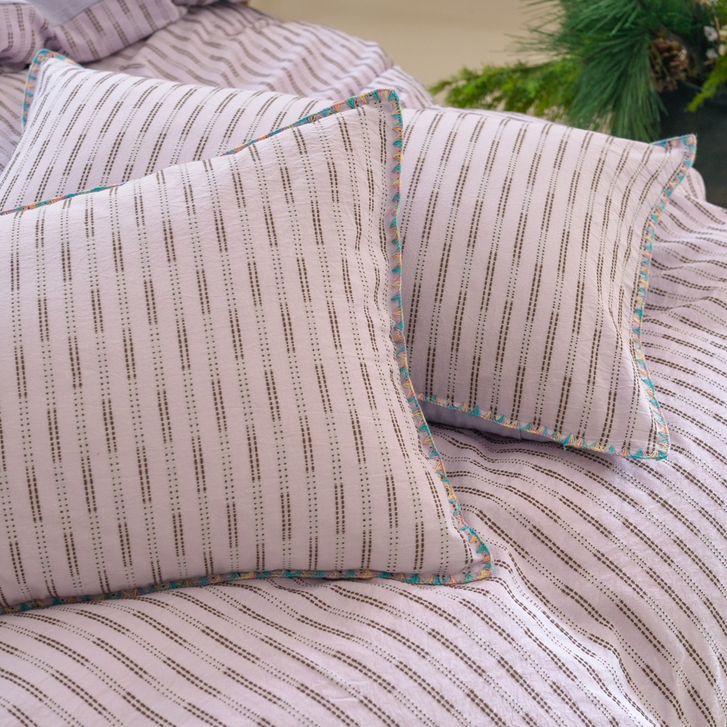 91家纺网 家纺一手货源 找家纺 洋铭区（原狠狠爱） 2025新款慕斯VS早安水洗棉彩边色织提花四件套 慕斯紫