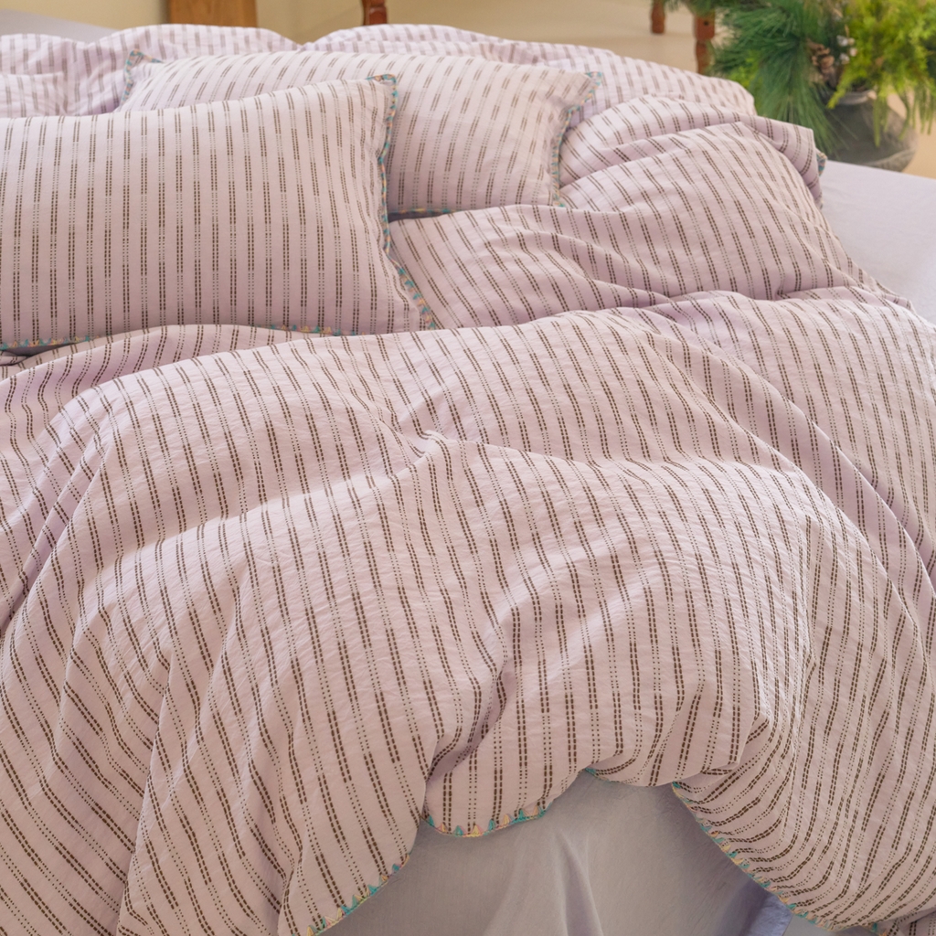 91家纺网 家纺一手货源 找家纺 洋铭区（原狠狠爱） 2025新款慕斯VS早安水洗棉彩边色织提花四件套 慕斯紫