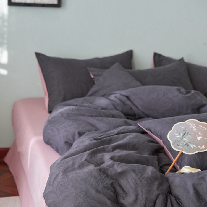 91家纺网 家纺一手货源 找家纺 眷恋家纺 2025年全棉纯棉染色提花四件套-沄梦 沄梦-青灰