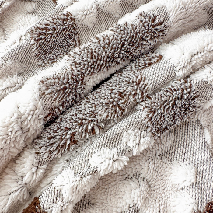 91家纺网 家纺一手货源 找家纺 璐维斯 2025新款加厚镂空阳离子双层羊羔绒毛毯休闲盖毯—跨境外贸专供 阳离子-深灰