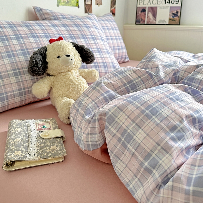 91家纺网 家纺一手货源 找家纺 南通菲度家纺 2025新款ins博主风软糯糯亲肤印花热款纯色格子无印风水洗棉时尚四件套 芝加哥