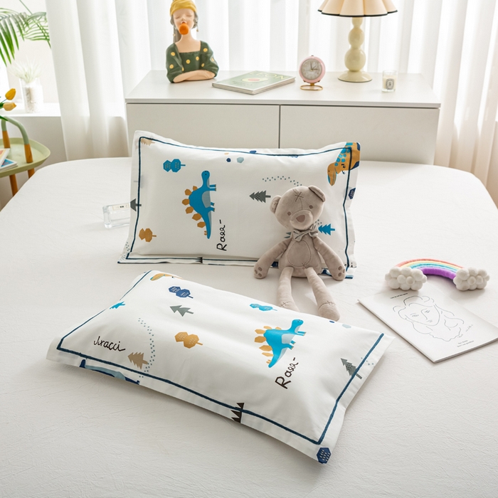 91家纺网 家纺一手货源 找家纺 萌番宝 2025春夏新款60支长绒棉全棉儿童卡通枕套工艺学生A类枕套单枕套剑龙