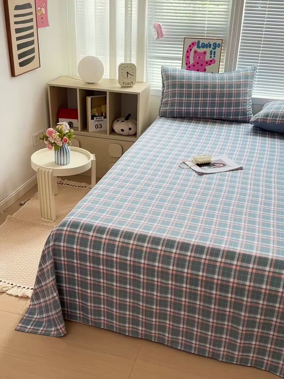 91家纺网 家纺一手货源 找家纺 （总）南通菲度家纺 2025新款ins博主风软糯糯亲肤印花热款纯色格子无印风水洗棉时尚单床单