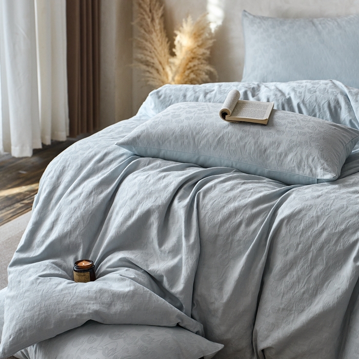 91家纺网 家纺一手货源 找家纺 眷恋家纺 2025年全棉纯棉染色提花四件套-郁见春色 郁见春色-淡蓝