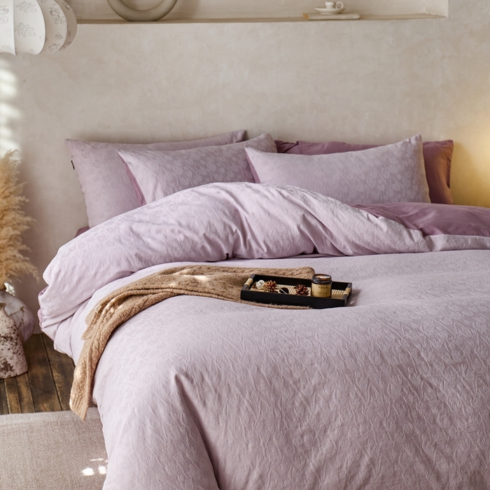 91家纺网 家纺一手货源 找家纺 眷恋家纺 2025年全棉纯棉染色提花四件套-郁见春色 郁见春色-浅紫