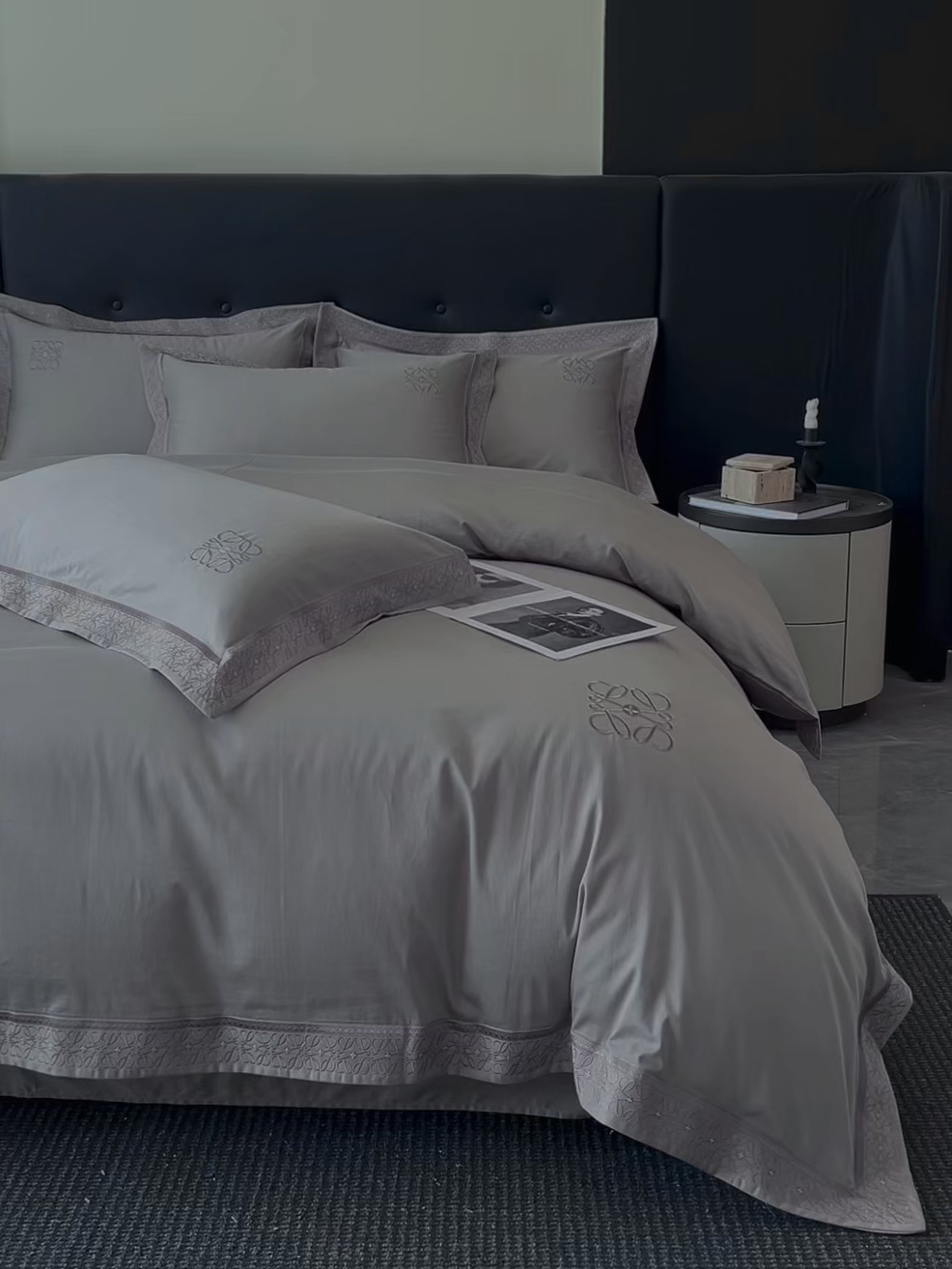 91家纺网 家纺一手货源 找家纺 安妮家居 2025新款A类100s长绒棉纯棉贡缎四件套-塞纳 塞纳-月隐灰
