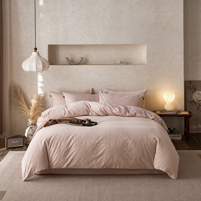 91家纺网 家纺一手货源 找家纺 眷恋家纺 2025年全棉纯棉染色提花四件套-郁见春色 郁见春色-淡粉