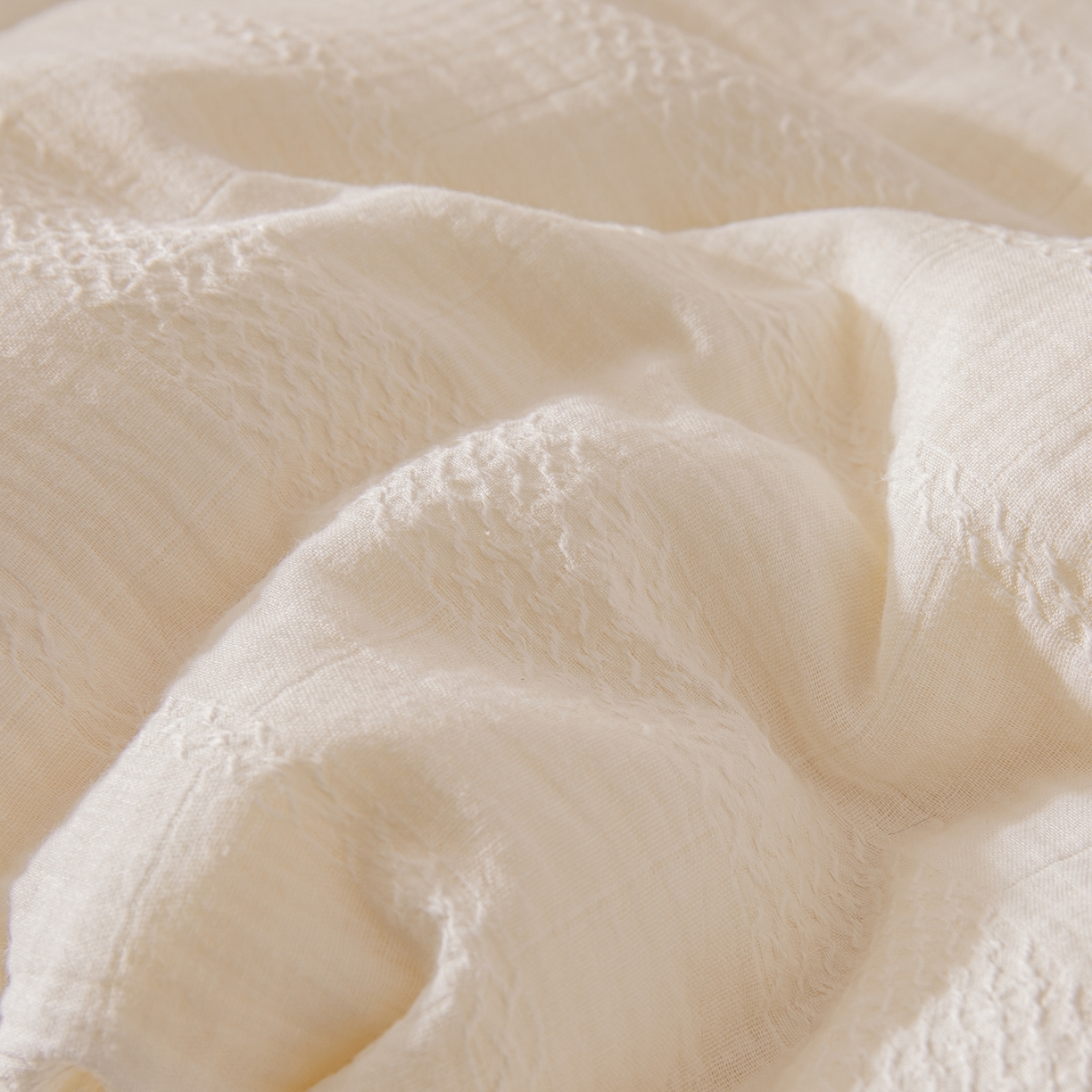 91家纺网 家纺一手货源 找家纺 欧夏家纺 2025新款全棉纱布棉花被冬被春秋被被子被芯 奶昔白