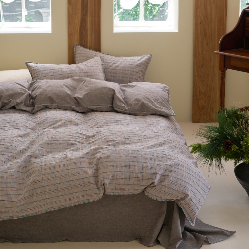 91家纺网 家纺一手货源 找家纺 洋铭区（原狠狠爱） 2025新款慕斯VS早安水洗棉彩边色织提花四件套 早安-紫咖