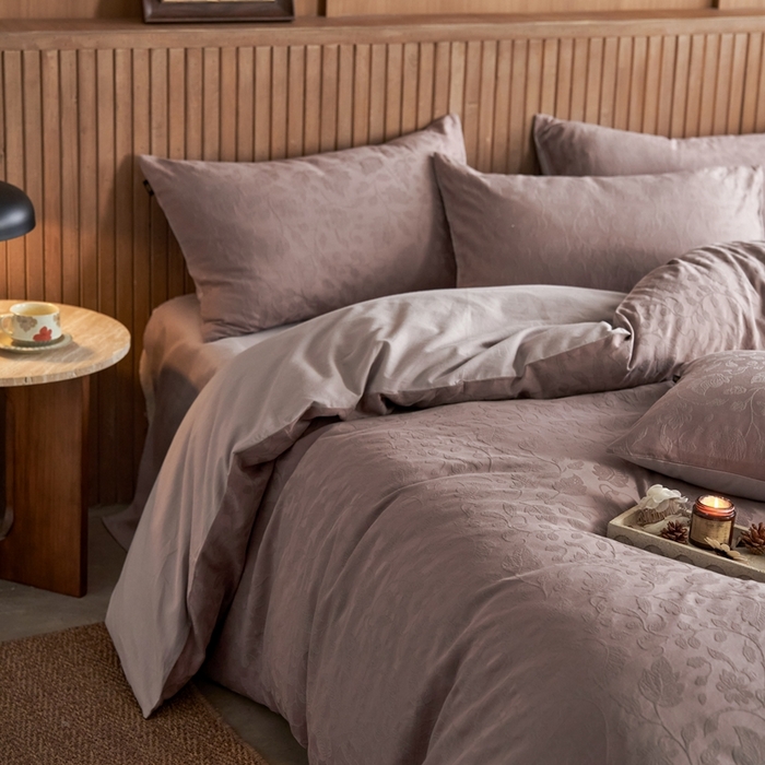 91家纺网 家纺一手货源 找家纺 眷恋家纺 2025年全棉纯棉染色提花四件套-南风 南风-大地棕