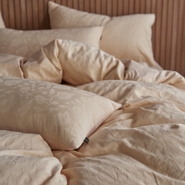 91家纺网 家纺一手货源 找家纺 眷恋家纺 2025年全棉纯棉染色提花四件套-南风 南风-皇家米